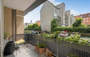 1 Bedroom Pet Friendly Apartment In Frederiksberg C